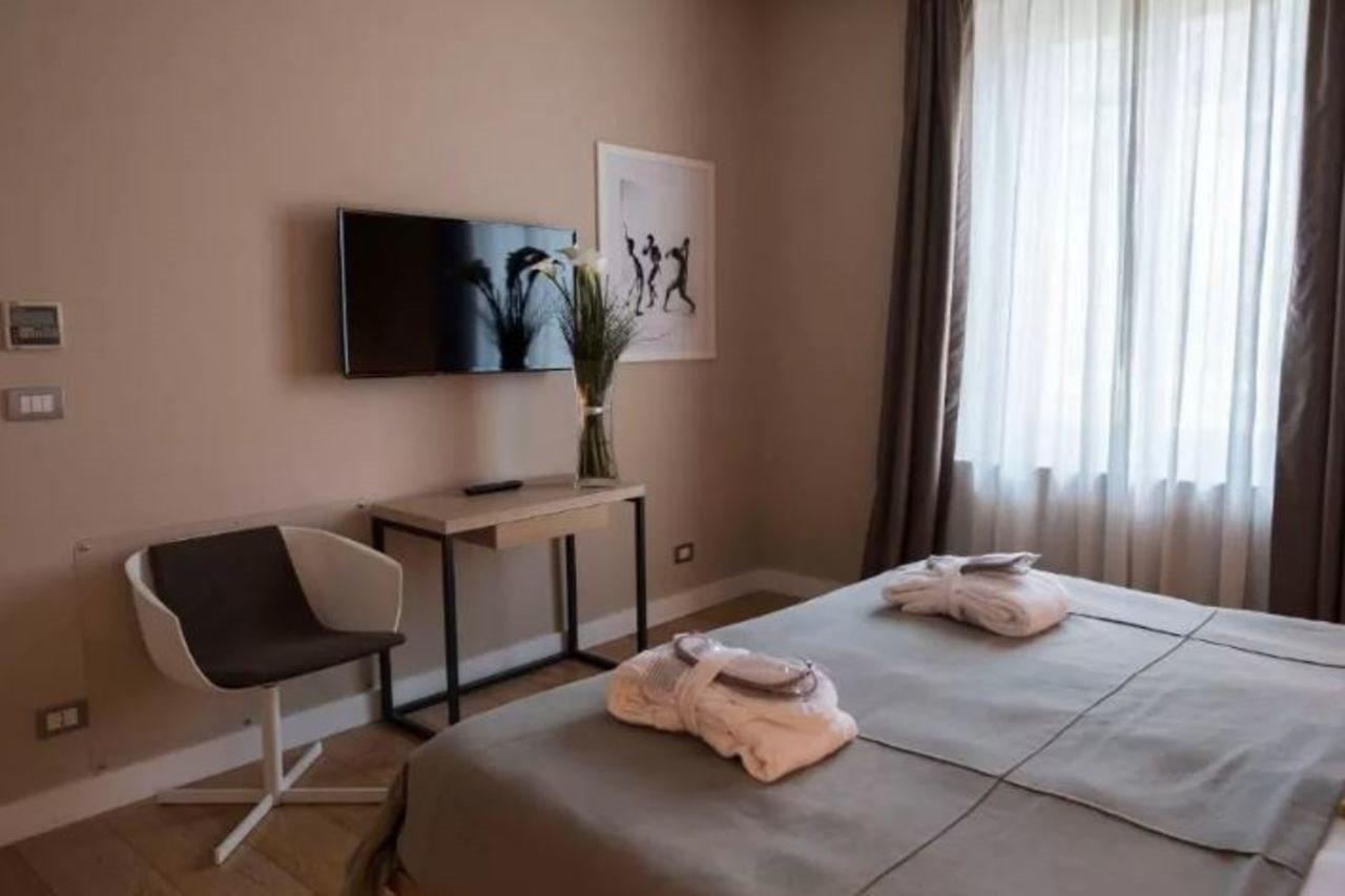 Escalus Luxury Suites Verona Ngoại thất bức ảnh