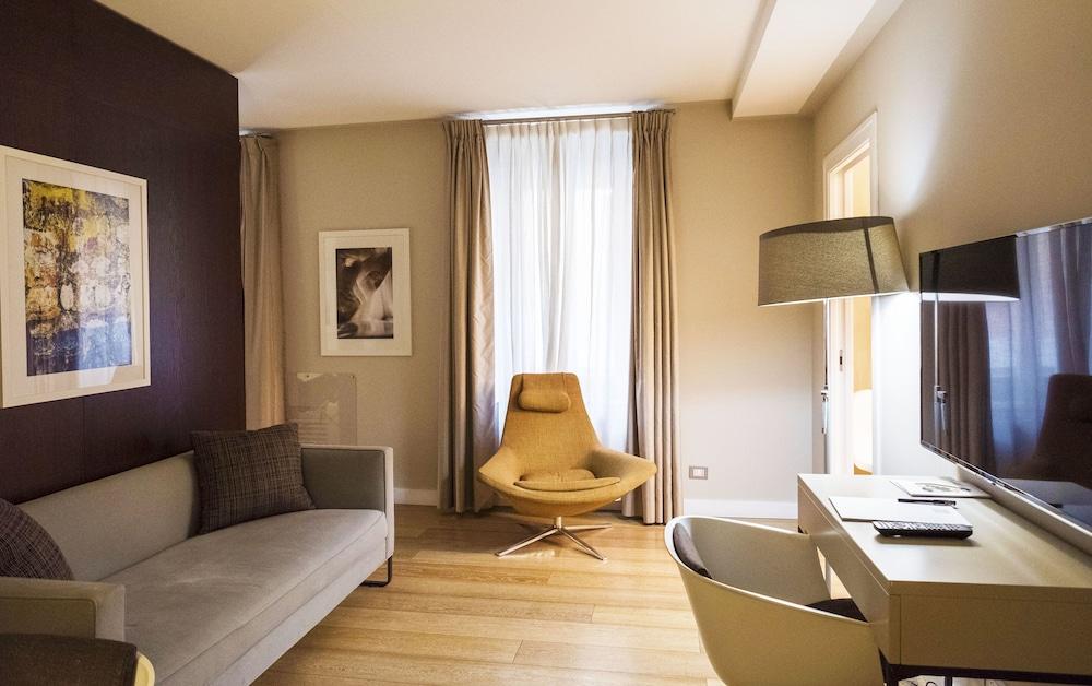 Escalus Luxury Suites Verona Ngoại thất bức ảnh